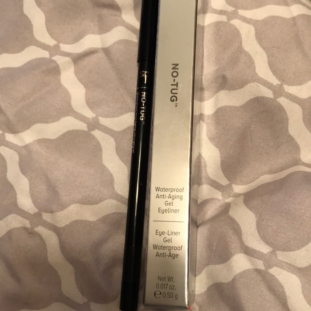 No-tug it cosmetics eyeliner